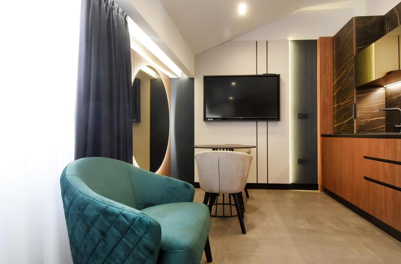 Grandeur Apartments Пула Екстериор снимка