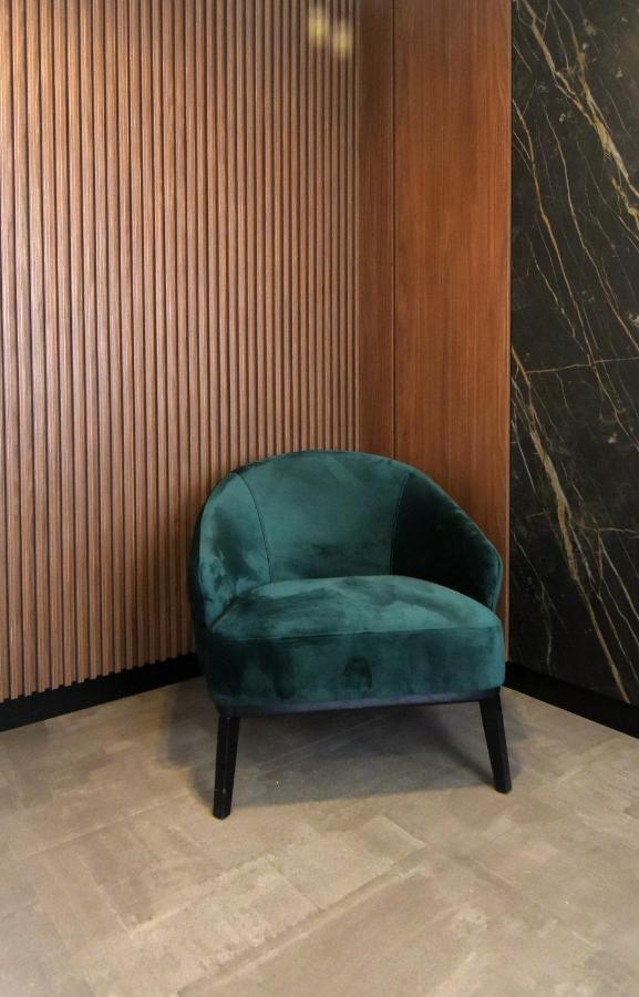 Grandeur Apartments Пула Екстериор снимка