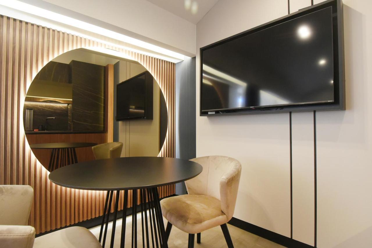 Grandeur Apartments Пула Екстериор снимка