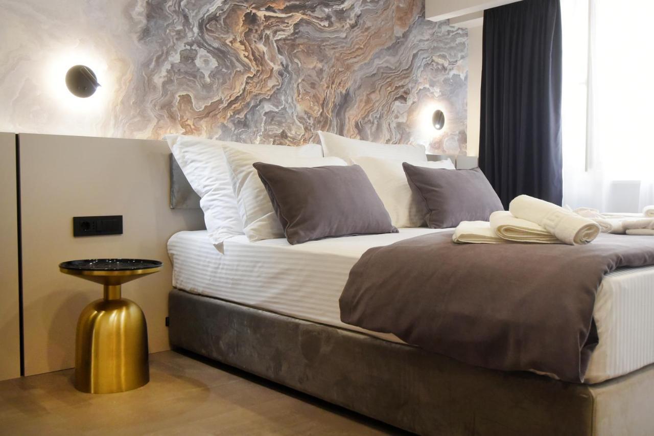 Grandeur Apartments Пула Екстериор снимка