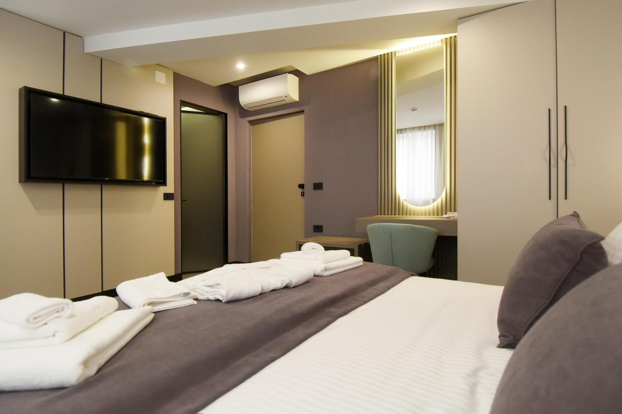 Grandeur Apartments Пула Екстериор снимка